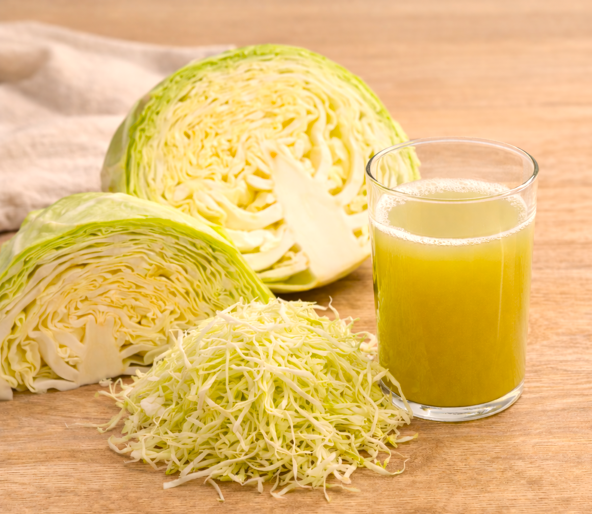 Cabbage Juice Benefits: Does It Really Help Your Stomach?